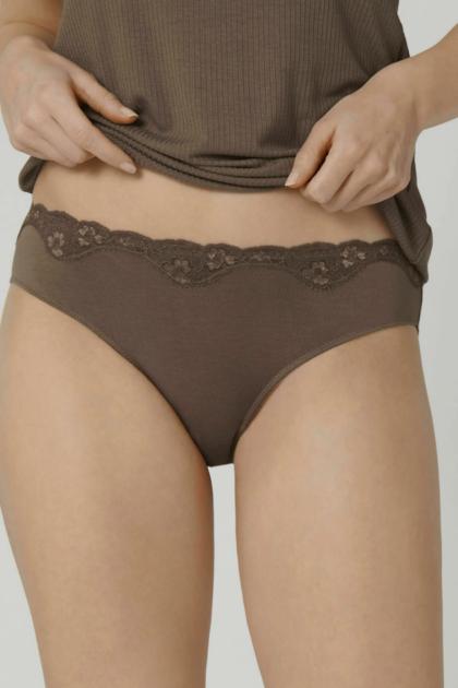 Triumph Touch of Modal Tai kakaowy