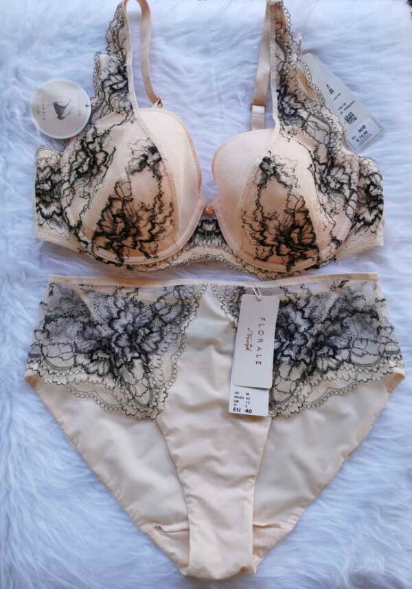 Triumph Primrose Florale Maxi