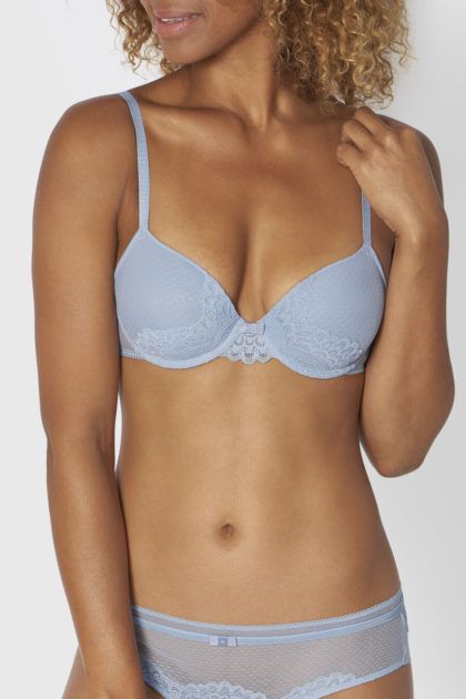 Triumph Darling Spotlight WHP