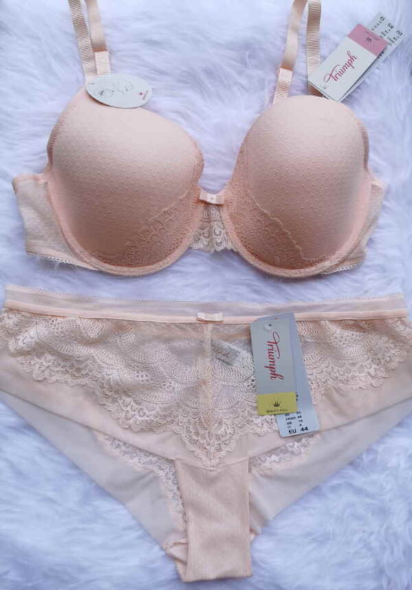 Triumph Darlight Spotlight WHP