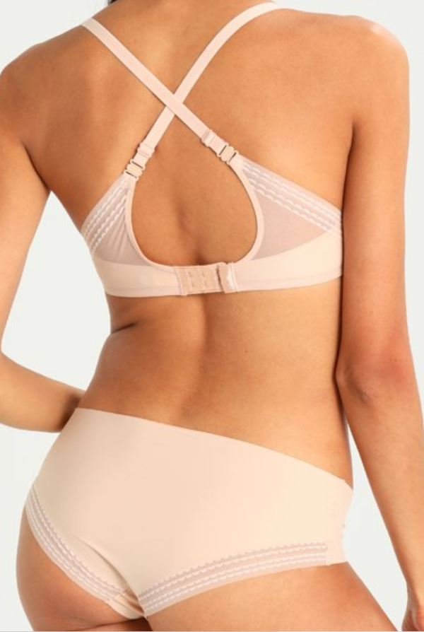 Cielisty biustonosz push-up Passionata Freedom by Chantelle P4088