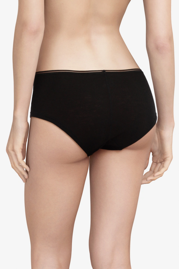 Triumph Wool Essentials Maxi - wełniane majtki Femilet Alba by Chantelle