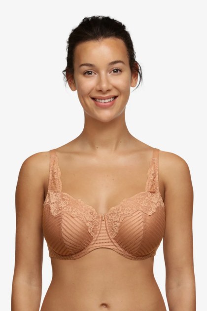 Biustonosz z piękną koronką Femilet Marilyn 93710 nieusztywniany Biustonosz z piękną koronką Femilet Marilyn 93710 nieusztywniany