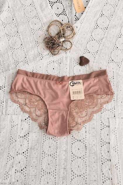 Cybel-Naturana 7-110165 koronkowe figi bezszwowe z obniżonym stanem Naturana