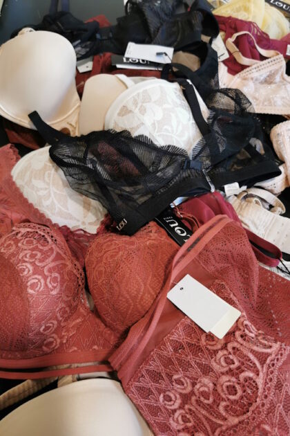 Lou Paris outlet hurt