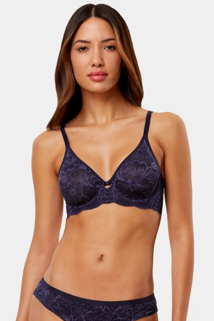 Triumph Amourette Charm T W02 koronkowy biustonosz minimizer