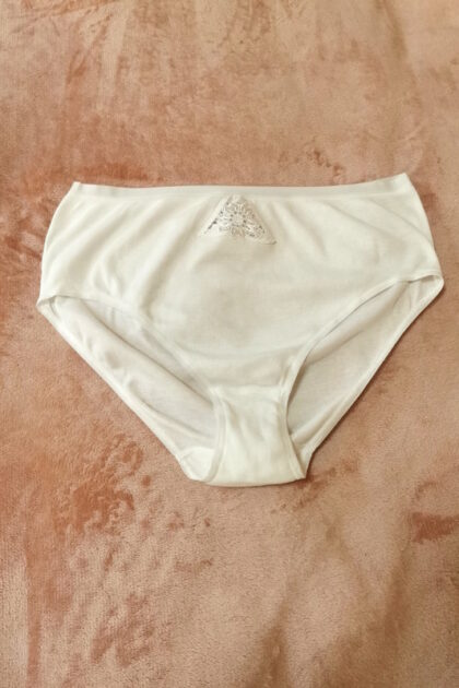 Viania bawełniane majtki o wygodnym kroju 100% bawełna