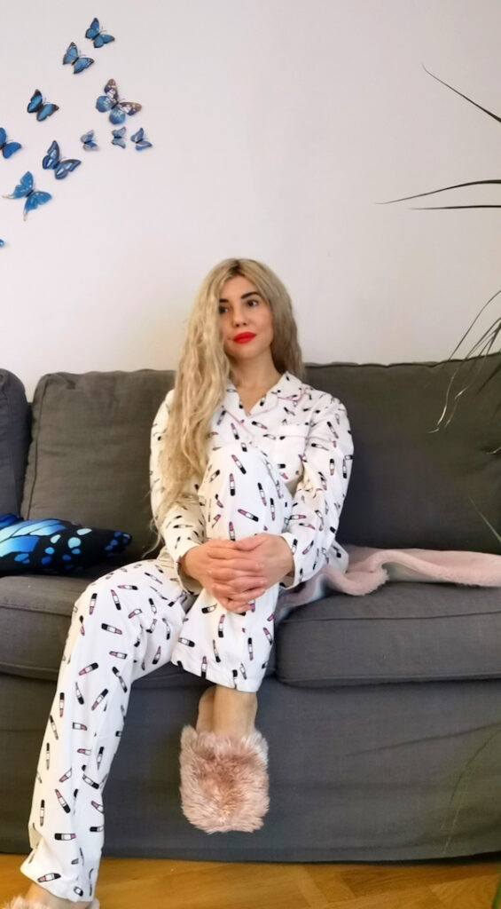 Ciepła zapinana piżama damska Sorbetto Saba włoska