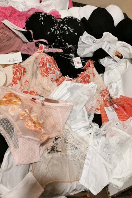 Koronkowe komplety Outlet