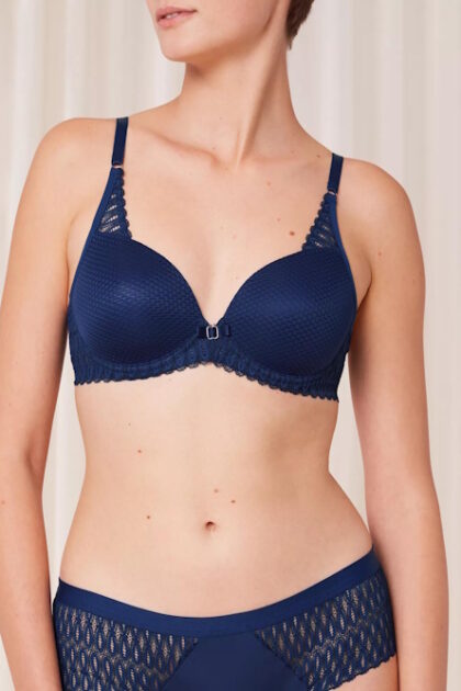 Triumph Aura Spotlight T WHP