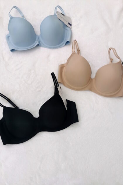 AAA Lekko usztywniany biustonosz na fiszbinach Naturana 7659 The Monday