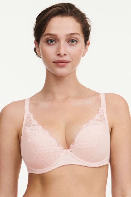 Biustonosz Chantelle Orangerie Dream C17Q20 usztywniany z fiszbinami Biustonosz Chantelle Orangerie Dream C17Q20 usztywniany z fiszbinami
