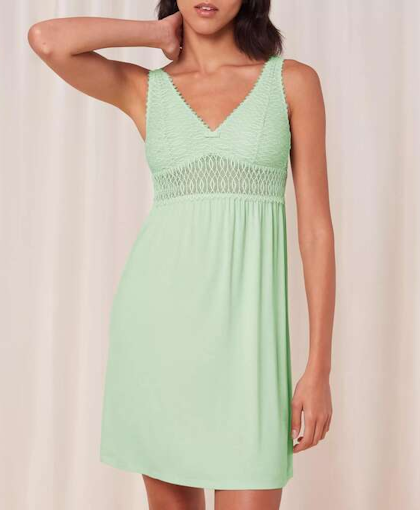 Triumph Aura Spotlight NDK 03 X koszula nocna z wiskozy model jasnozielony