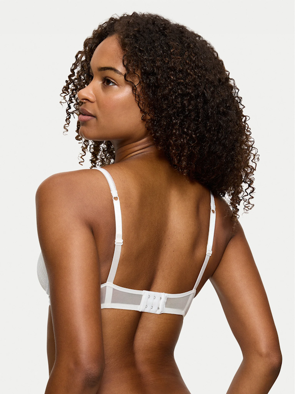 Triumph Delightful Spotlight P smietanka tyl Triumph Delightful Spotlight P